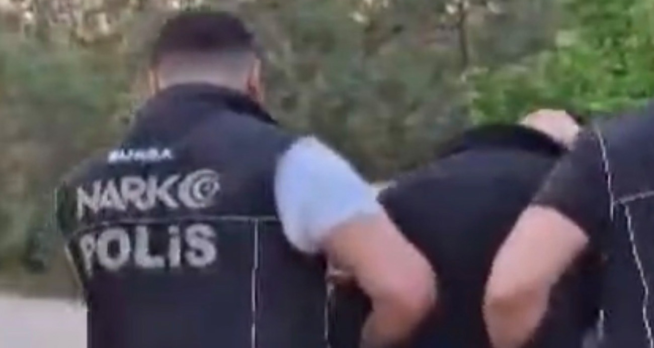 Bursa’nın İznik ilçesi merkezli düzenlenen uyuşturucu operasyonunda gözaltına alınan 12 şüpheliden 11’i tutuklandı.