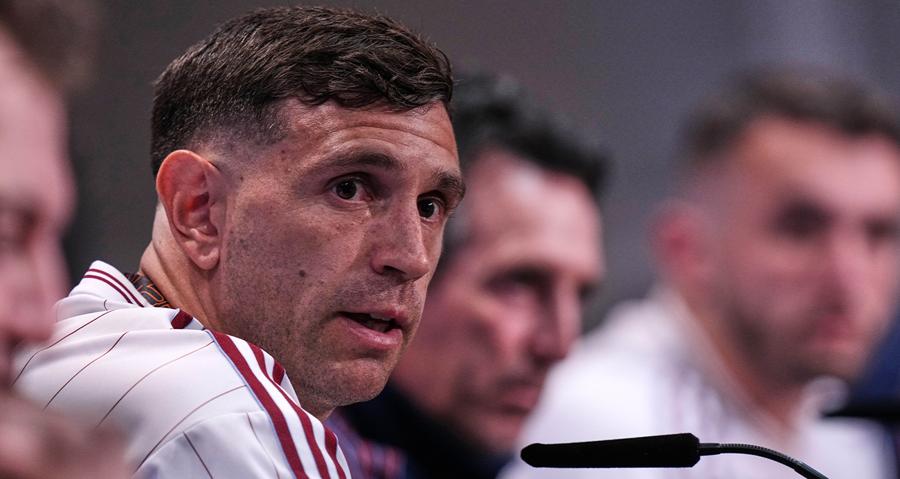 Emiliano Martinez: "Beraber mücadele ettiğimizde herkesi yenebiliriz"