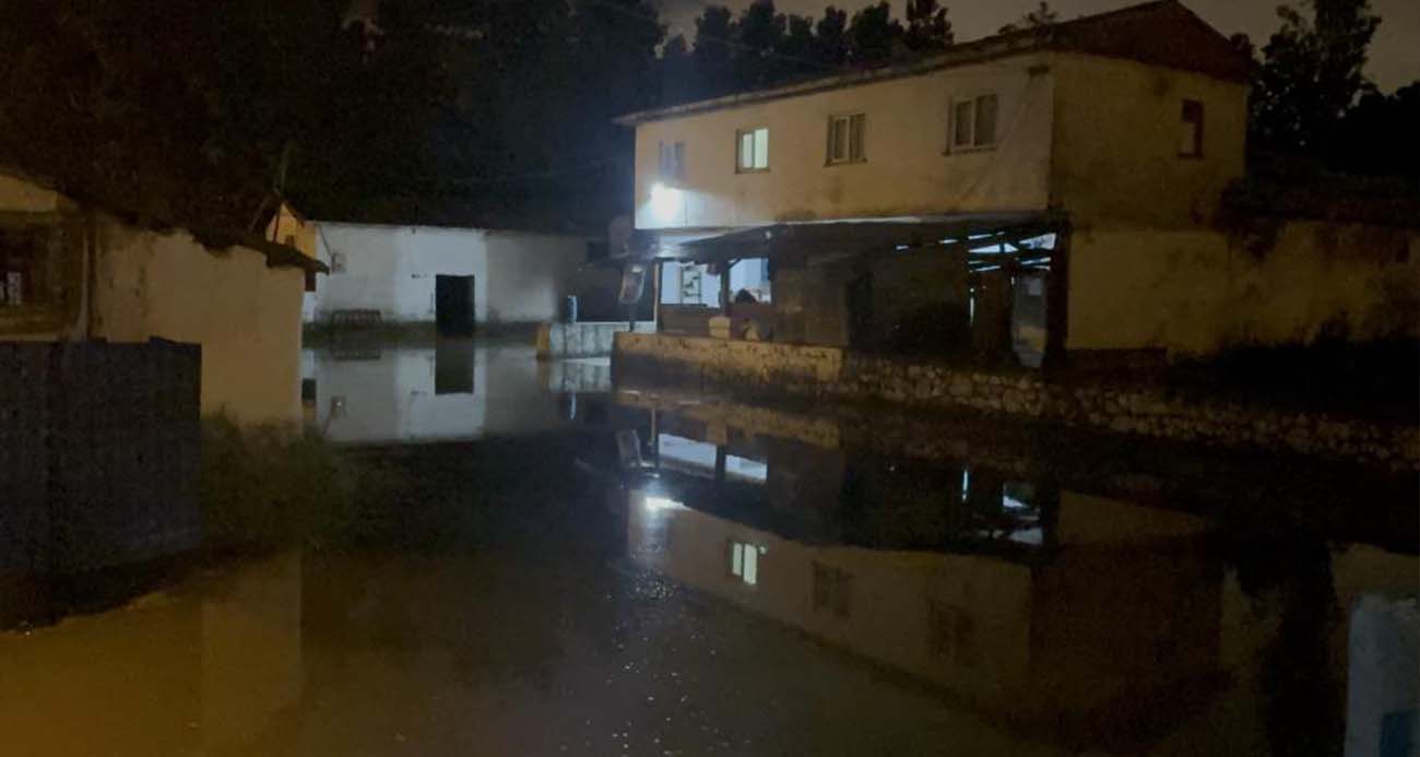 Turhal’da Yeşilırmak suyu taştı, bazı evleri su bastı
