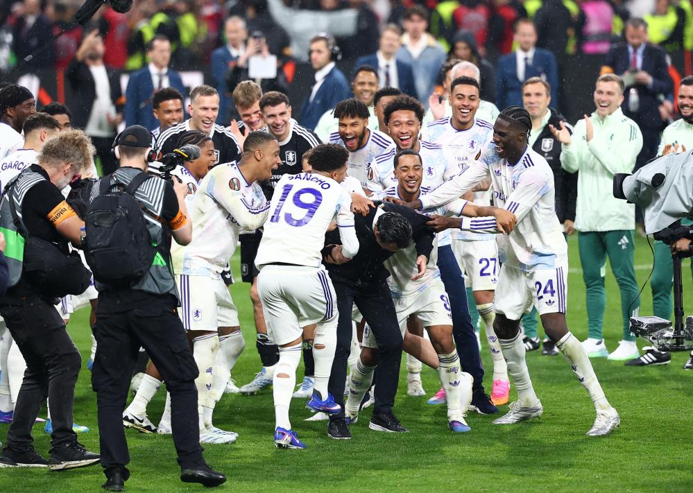İngilizler İstanbul'da yine güldü! UEFA Avrupa Ligi şampiyonu Aston Villa