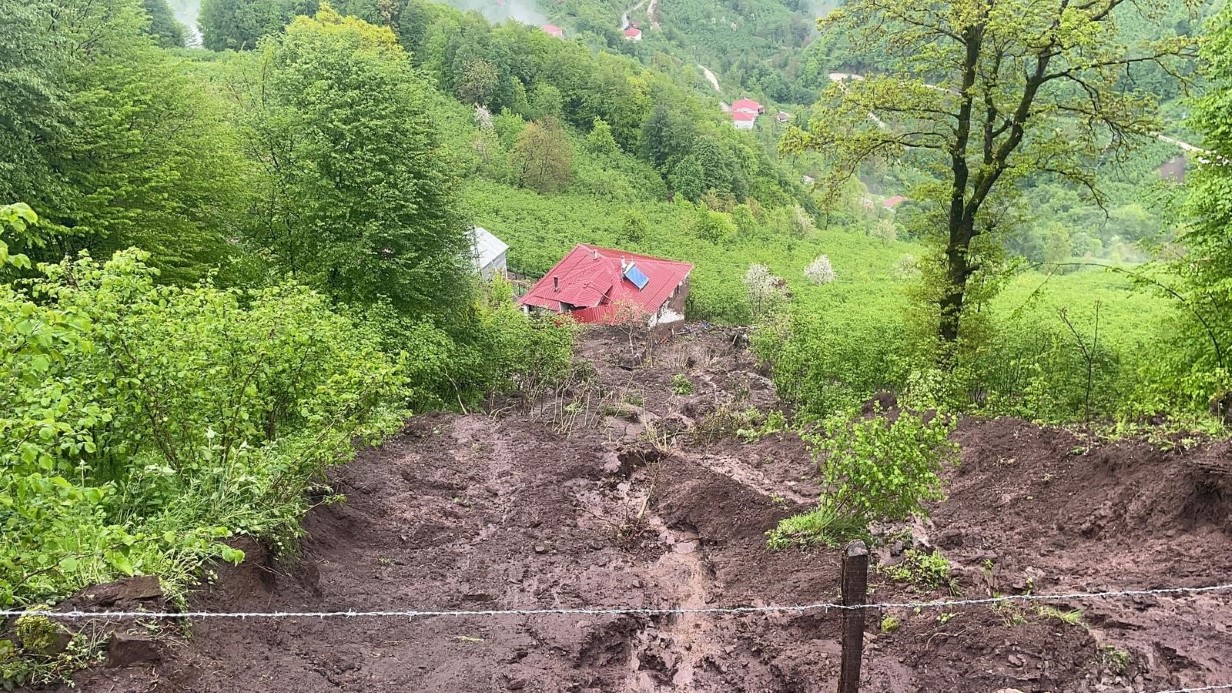 Ordu’da sel ve heyelan