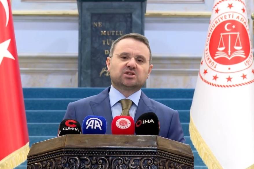 Bakan Gürlek: "(Mutlak butlan kararı) ''Temyiz yolu açıktır''