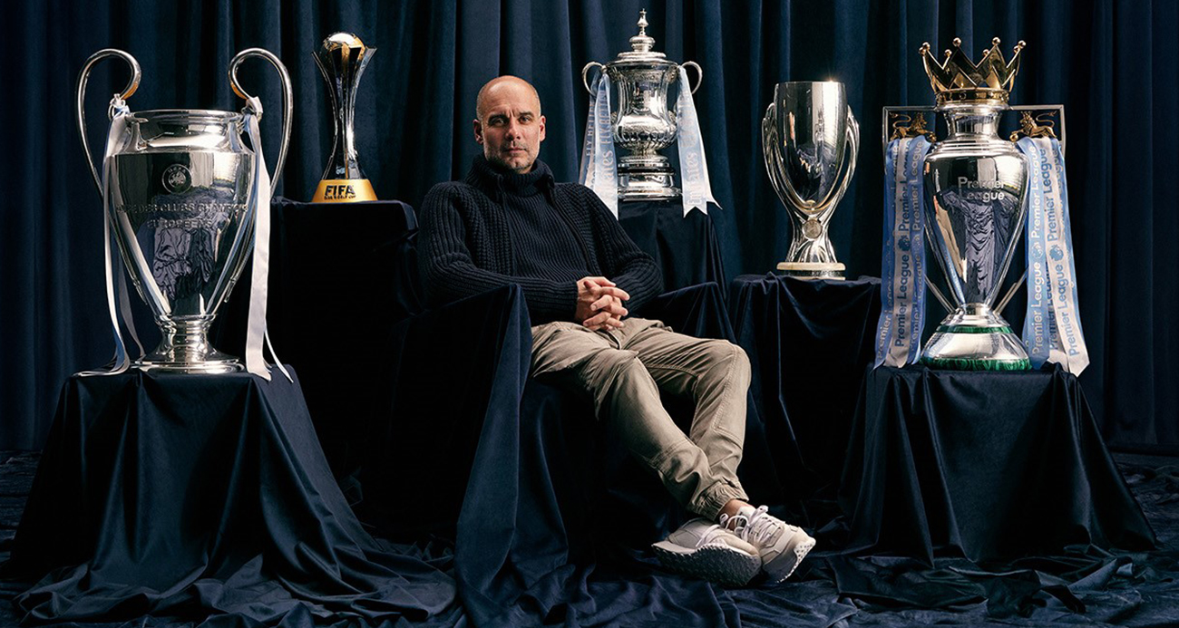 Manchester City Teknik Direktörü Pep Guardiola, 10 yıllık görev süresinin ardından sezon sonunda Manchester City’den ayrılacağını açıkladı. Guardiola, teknik direktörlüğü bıraksa da City Football Group bünyesinde ’Küresel Elçi’ olarak kalmaya devam edecek.