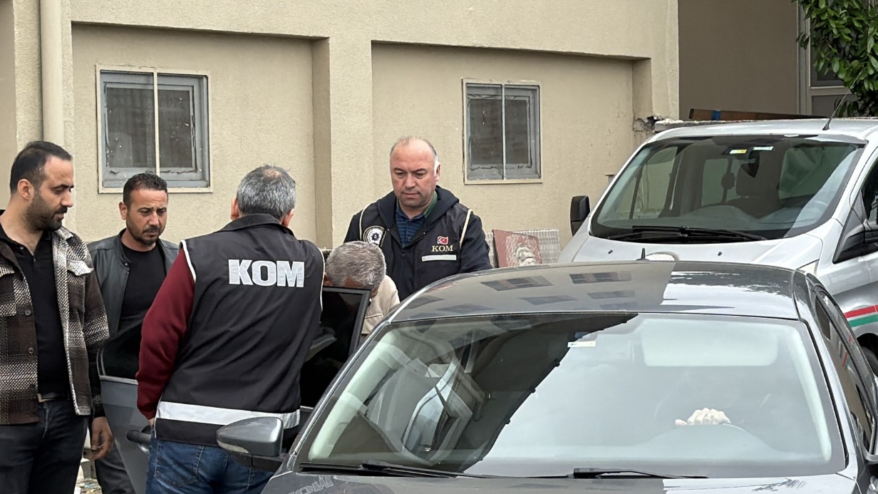 İrtikap soruşturmasında gözaltına alınan Akçakoca Belediye Başkanı Fikret Albayrak tutuklandı