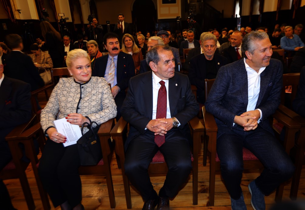 Galatasaray'da seçim günü: Oy verme işlemi başladı