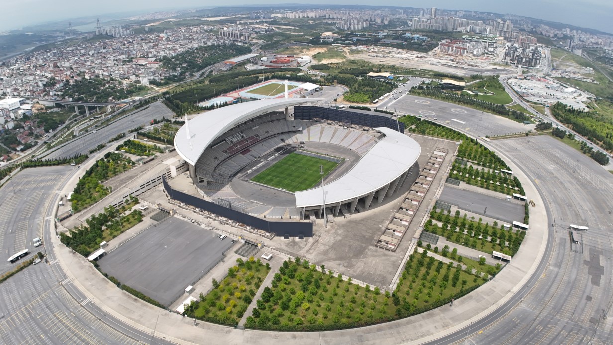 Kanye West’in İstanbul’daki 100 bin kişilik konserine