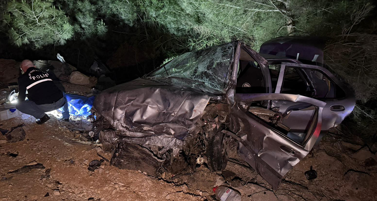 Malatya'da deprem anı kameraya yansıdı