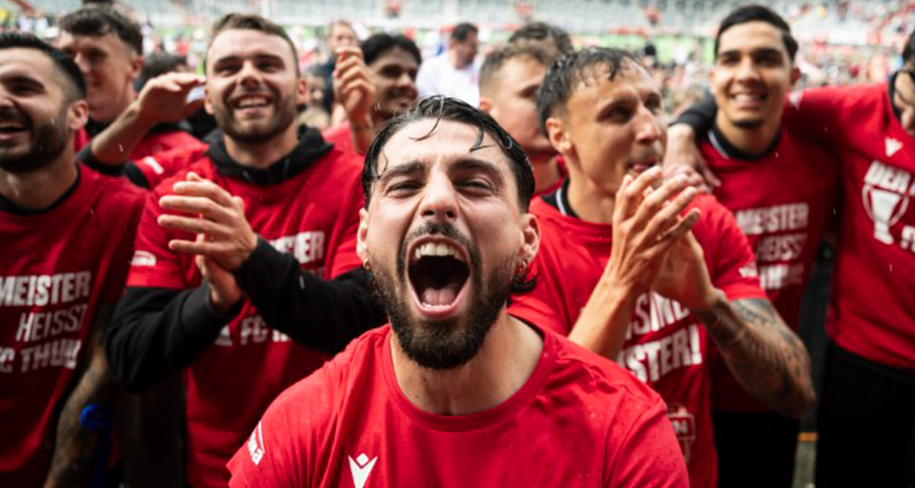 Avrupa futbolunda bu sezon on yıllarca süren şampiyonluk hasretleri bitti