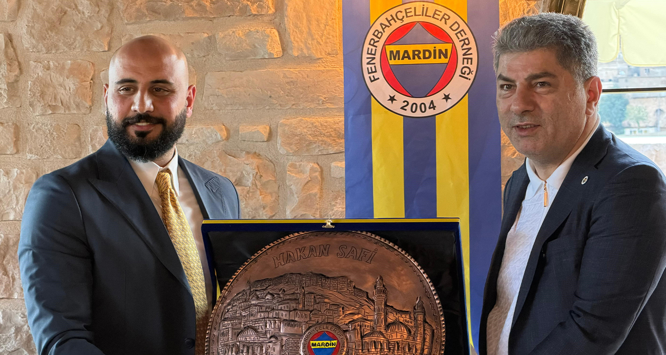 Fenerbahçe Kulübü Başkan Adayı Hakan Safi, "Fenerbahçe’nin olmazsa olmazı, kendi yerinde stadını 65 bin kişiye çıkarmasıdır" dedi.