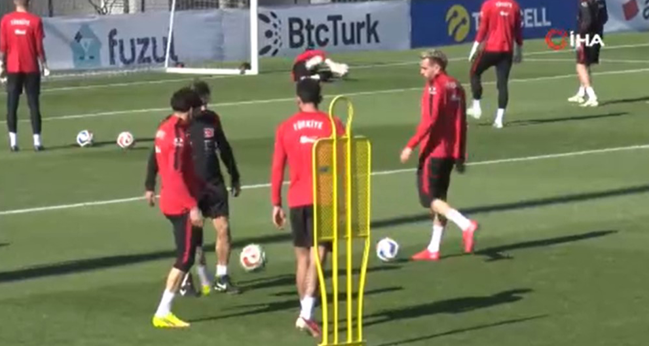 A Milli Futbol Takımı, 2026 FIFA Dünya Kupası hazırlıklarına bugün yaptığı antrenmanla devam etti.