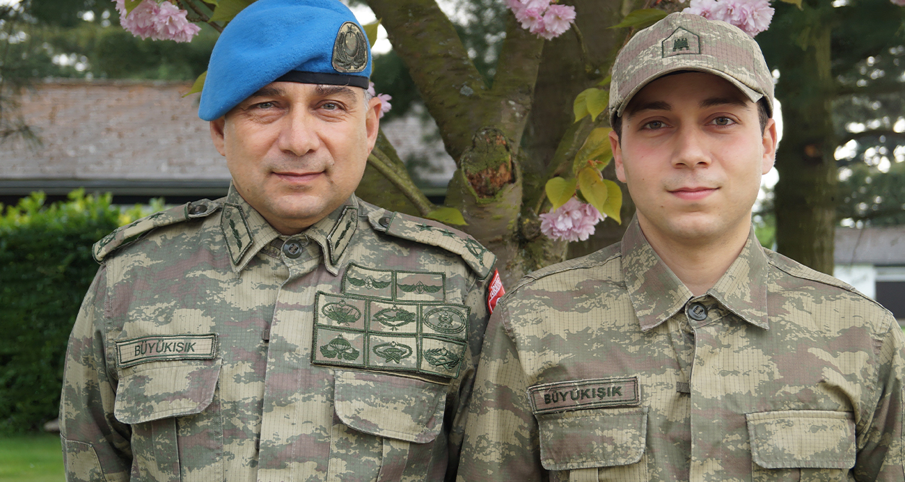 İzmir’in Narlıdere ilçesinde 2018 yılında emekli Tümgeneral Ethem Büyükışık’ın oğlu Dorukhan Büyükışık’ın ölümüne ilişkin soruşturmada hakkında yakalama kararı çıkartılan ve yurt dışında firari olan saha mühendisi, Türkiye’ye giriş yaptığı sırada yakalanarak gözaltına alındı.