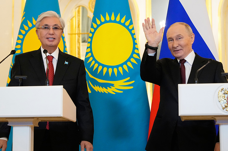 Putin’den Kazakistan’a üç günlük resmi ziyaret