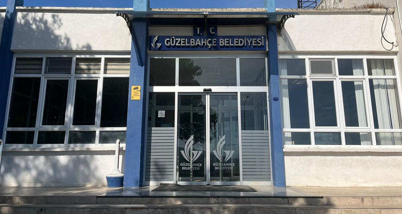 İzmir Cumhuriyet Başsavcılığı koordinesinde Güzelbahçe Belediyesine yönelik gerçekleştirilen dev rüşvet ve organize suç operasyonunda çarpıcı yeni ayrıntılar ortaya çıktı. Soruşturma dosyasından elde edilen bilgilere göre, belediyede 2009 yılından bu yana organize bir suç şebekesinin faaliyet gösterdiği, rüşvet çarkının şirketler üzerinden döndürüldüğü ve milyonlarca liralık kamu zararı oluştuğu anlaşıldı.