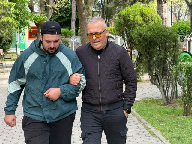 Temizlediği aracında 2 saat uyudu ölümden döndü, yüzde 90 görme kaybı yaşadı