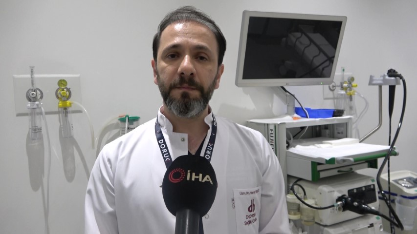 Boğazına saplanan 5 santimlik kemik öldürüyordu