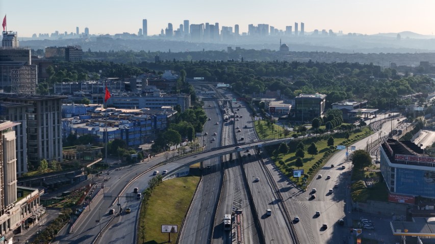 Bayramın ilk günü yollar boş kaldı
