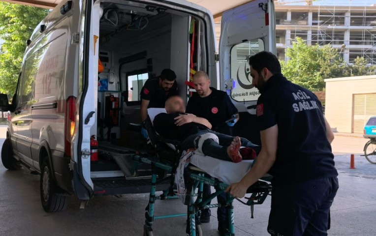 Acemi kasaplar hastaneye koştu!