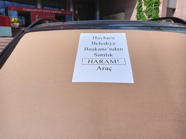 Özgür Özel döneminde CHP’ye tahsis edildiği iddia edilen iki araç 