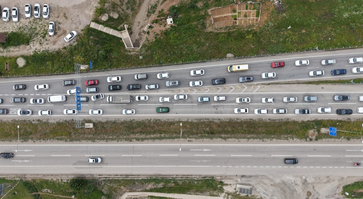 Osmaniye’deki heyelanda 6 tır zarar gördü