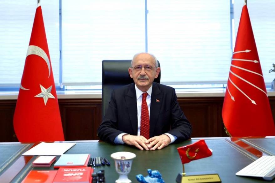 Kılıçdaroğlu, genel merkezde göreve başladı