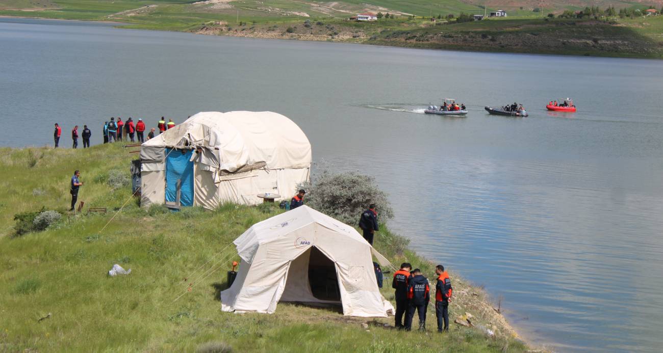 Kızılırmak’a düşen genci arama çalışması devam ediyor