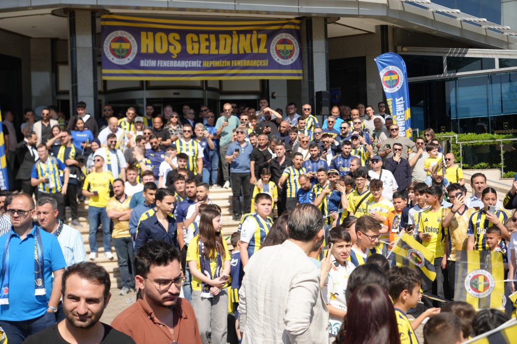 Aziz Yıldırım: 