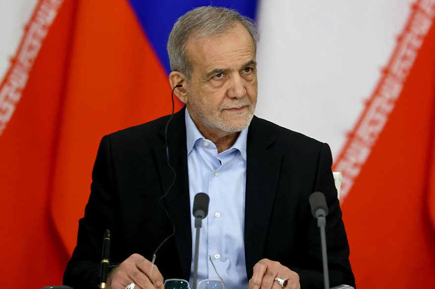 Pezeşkiyan: "Hiçbir toplum büyük zorlukları sıkıntı çekmeden aşamaz"