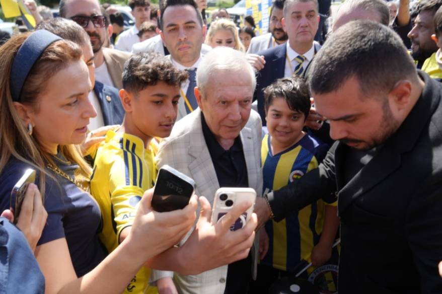 Aziz Yıldırım: "İki santrforla prensipte anlaştık"