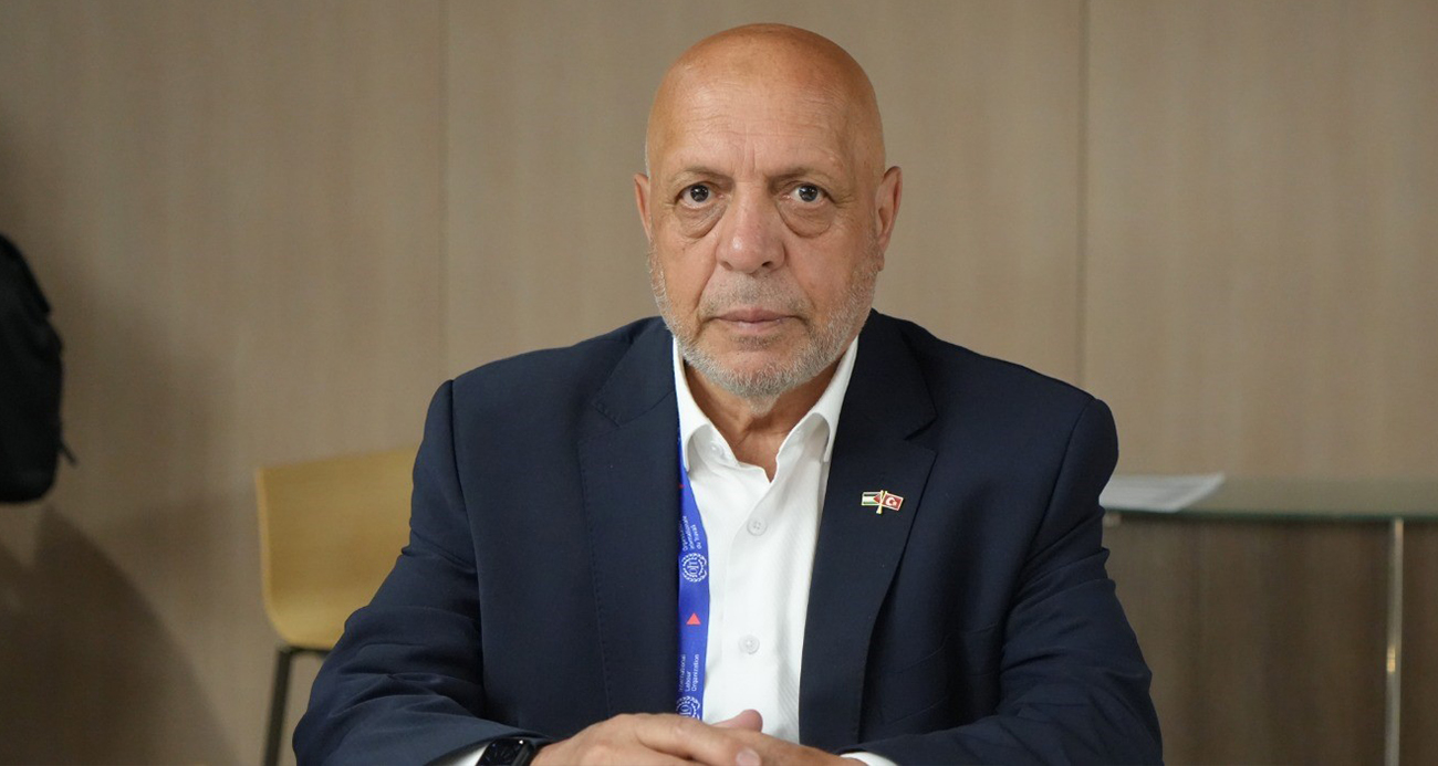 Hak İşçi Sendikaları Konfederasyonu (HAK-İŞ) Genel Başkanı Mahmut Arslan, İsviçre'nin Cenevre kentinde gerçekleştirilecek 114. Uluslararası Çalışma Örgütü Konferansı öncesinde (ILO) "Hükümet ve işveren yetkilileriyle endüstri ilişkiler sisteminde yaşadığımız zorlukları ve atılması gereken adımları ele alacağız" dedi.