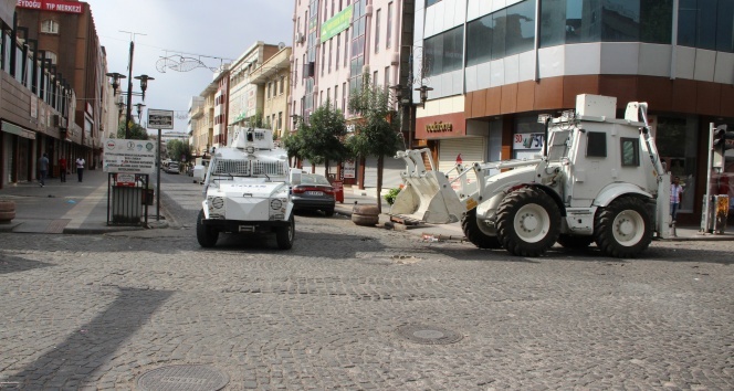 Diyarbakır&#039;da 16 kırsal mahallede sokağa çıkma yasağı ilan edildi