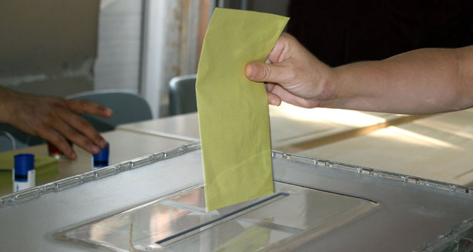 KKTC&#039;de oy verme işlemi tamamlandı