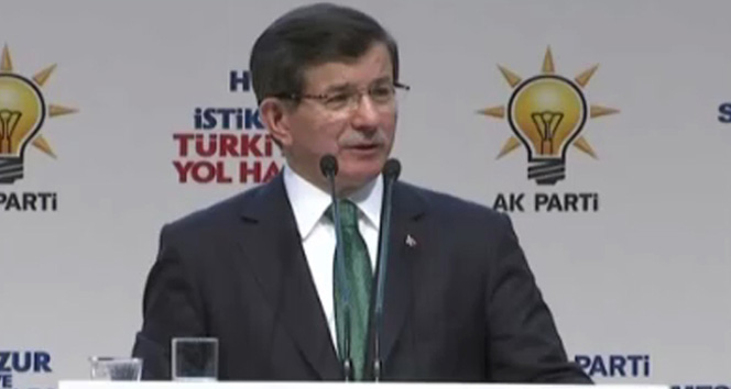Davutoğlu AK Parti’nin seçim beyannamesini açıkladı