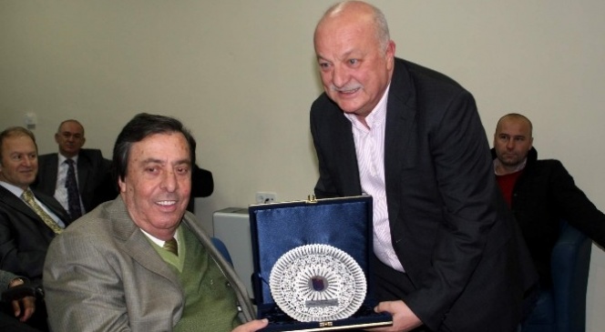 Trabzonspor Eski Asbaşkanlarından Kenan İskender Hayatını Kaybetti
