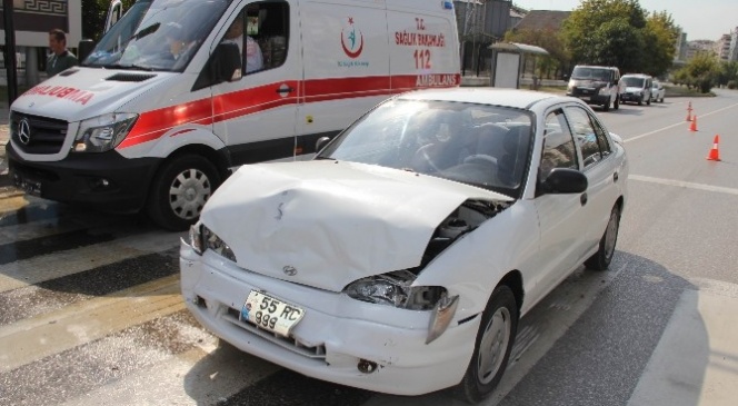Samsun&#039;da Trafik Kazası: 2 Yaralı