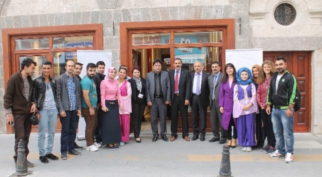 Karaman'da Geleceğe Yansıyanlar Takı Sergisi Açıldı