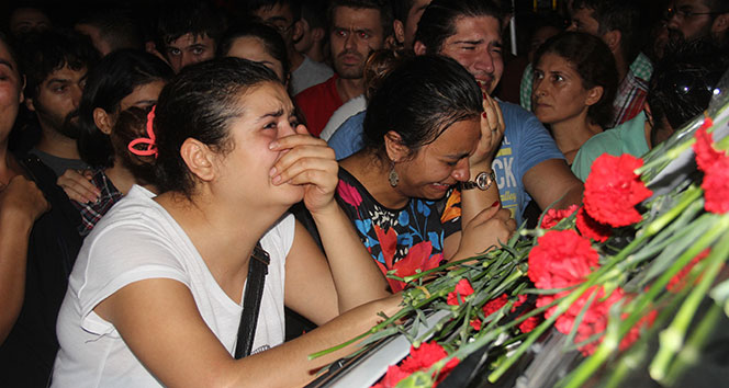 Dilan Sarıkaya'yı arkadaşları gözyaşlarıyla karşıladı