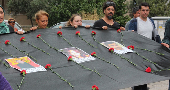 Ankara&#039;da ölen Elif ve Canberk için yürüyüş yapıldı
