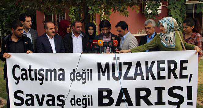 Diyarbakır’da 14 STK’dan barış çağrısı