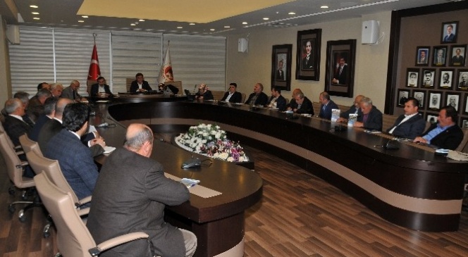 Başkan Çimen Muhtarlarla İstişare Toplantısı Düzenledi