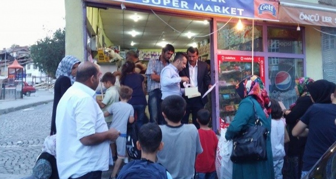 Zenginden alıp fakire veriyor