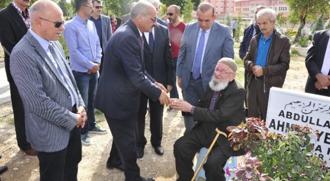 Yenilmez Ölümünün Birinci Yılında Mezarı Başında Anıldı