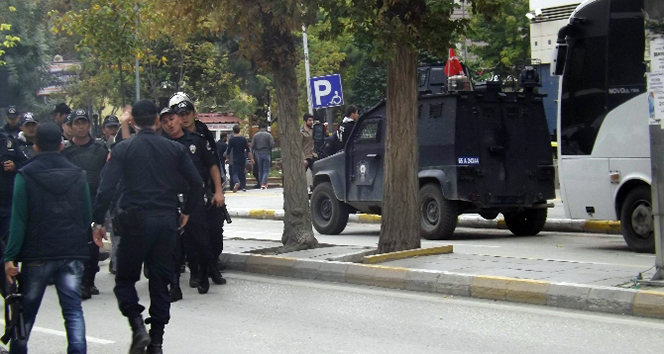 AK Parti'nin Van mitingi sonrası gerginlik!