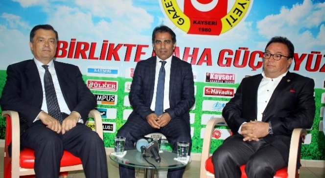 Yozgat Bağımsız Milletvekili Adayı Lütfullah Kayalar'dan Gazeteciler Cemiyetine Ziyaret