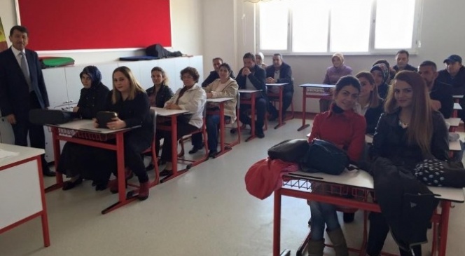 Yozgat Çözüm Koleji Velileri Bilgilendirdi