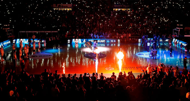 Bayramı coşkusu Anadolu Efes maçında yaşanacak