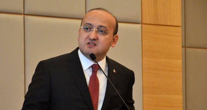 Yalçın Akdoğan dördüncü kez baba oldu