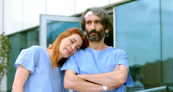 Merakla beklenen Mavi Gece filmi vizyonda