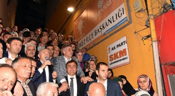 AK Parti'den Gümüşhane'de ‘Dua'lı Kutlama