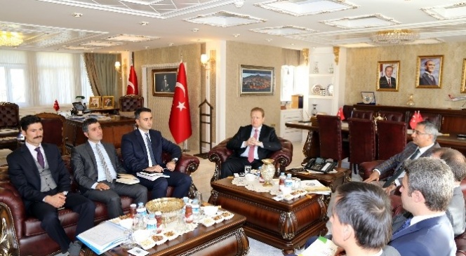 Gümüşhane Valisi Yücel Yavuz: