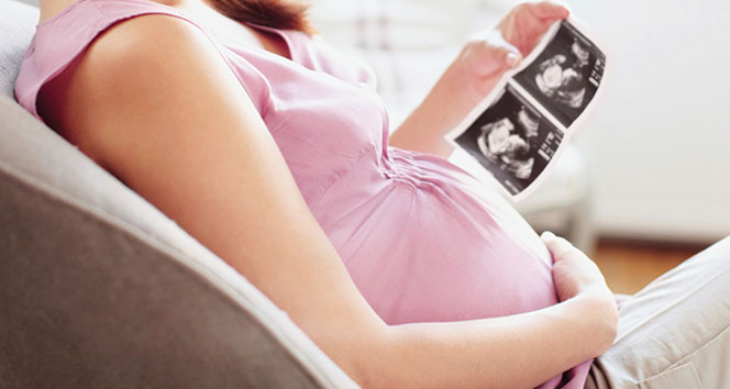 Hamilelikte bitter çikolata bebeğin gelişimi artırıyor